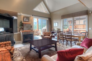 The open-concept is an entertainer's dream | Main Level