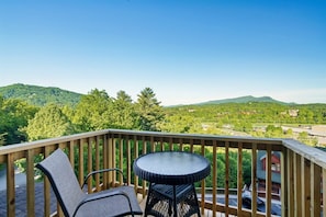 Welcome to the Great Smokies! Our cabin overlooks the famous Pigeon Forge parkway - home to all the best attractions, food and fun of our little mountain town!