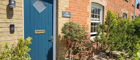 Hall Cottage Front Door