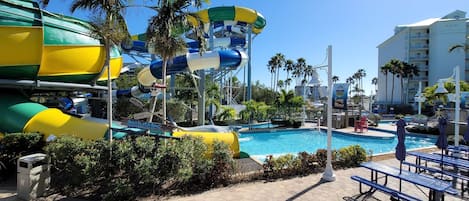 4 DAILY FREE WATER PARK PASSES