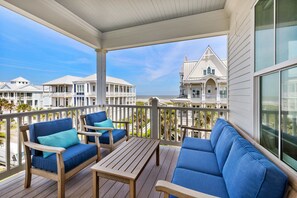 Covered Porch off Living Room