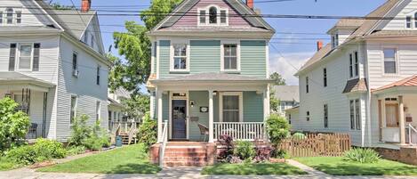 Cambridge Vacation Rental | 3BR | 2BA | Stairs Required | 2,000 Sq Ft