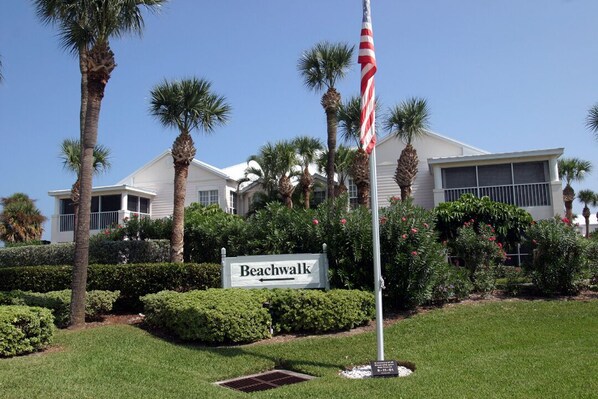 Beachwalk Village Entry