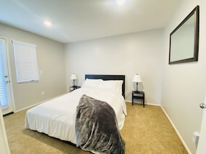 Bedroom with queen bed 