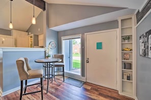 Front Entrance | Keyless Entry