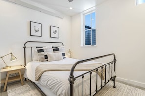 Experience the perfect blend of style and comfort in this beautifully designed and welcoming bedroom.