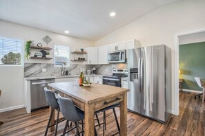 Welcome to the Sheridan Suite! Our brand-new guesthouse with all of your favorite amenities.