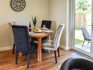 Dining Area | Park View, Martham