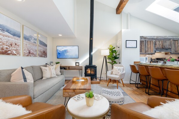 Cozy living room with gas fireplace