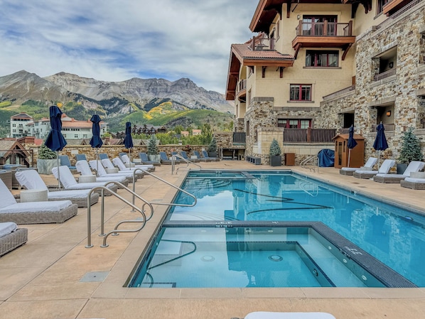 Heated rooftop terrace pool and hot tubs