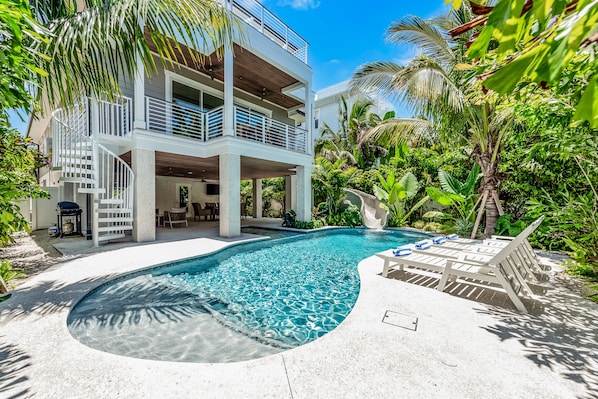 Sea The Light - Lido Key Vacations