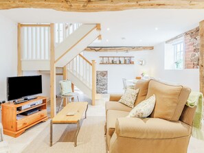Open plan living space | The Old Milking Parlour, Asterton