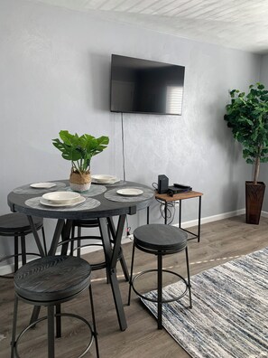 Contemporary high top dining, Smart TV and secure Wi-Fi