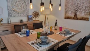 Very beautifully set table 