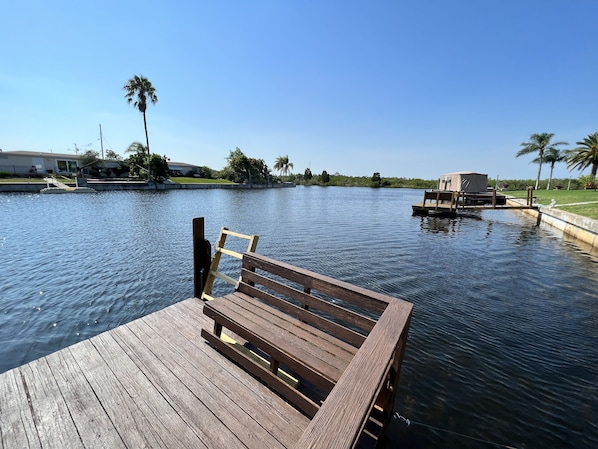 Rear floating dock