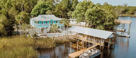 Steinhatchee Vacation Rental | 3BR | 2.5BA | 1,300 Sq Ft | Stairs Required