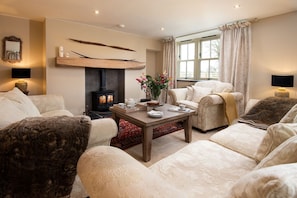 Goose Cottage - cosy sitting room with a calming interior
