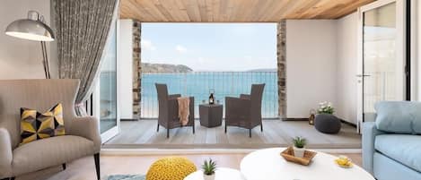 Living room and balcony at 3 The Bay, Cawsand, Cornwall