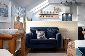 Living room at Menehay, Mawgan Porth, Cornwall, self catering with Beach Retreats.