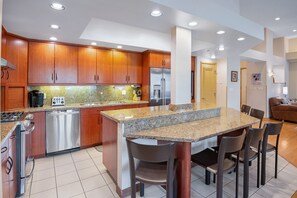 Breakfast Bar