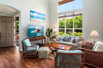 🏖️NEW LISTING | Brand New Renovation! | Professionally Managed | vrKCV