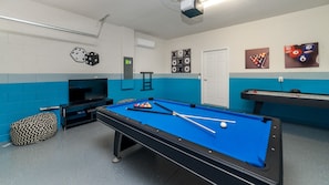 Spielezimmer