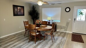 Dining area 