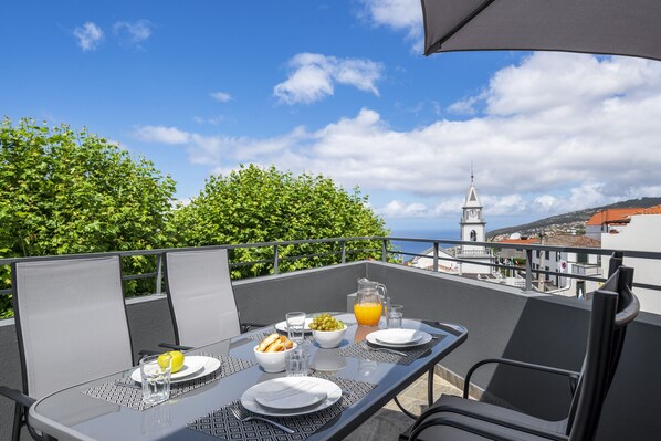 Outdoor dining area