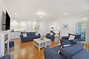 Living room open and spacious