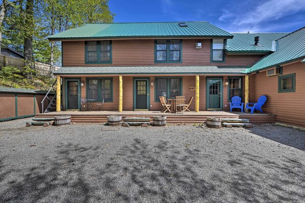 Lake Placid Vacation Rental | 3BR | 1.5BA | 980 Sq Ft | 3-Story Townhome