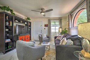 Living Room | Sleeper Sofa | Central Heating & A/C | Washer & Dryer