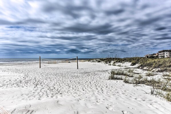 Hilton Head Island Vacation Rental | 2BR | 2BA | Stairs Required | 1,200 Sq Ft