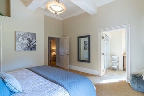 King Bedroom