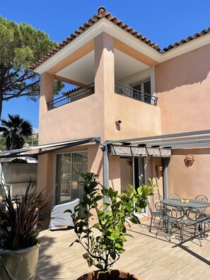 Outside dining area