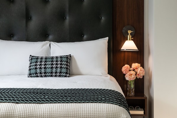 rsz_liberty-trust-rooms-petitequeen-4