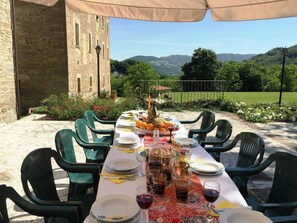 Outdoor dining