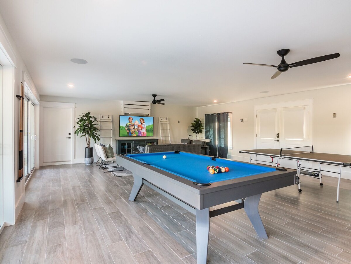 North Shore Beach House: Tranquil 4BR Retreat with Pool, Spa, & Walk to Beach