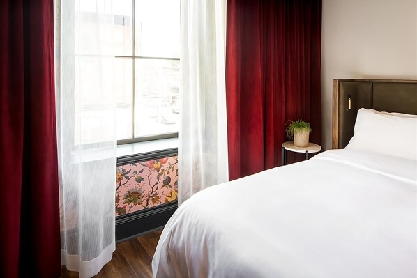 Unit with King size bed
