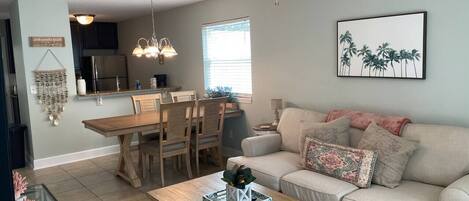 Welcome to our Beach Cottage! Fully stocked Kitchen, dining area, living room, with smart tv.