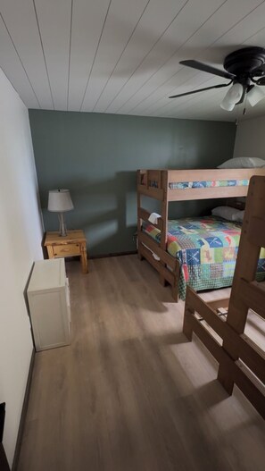 Luokittelematon kuva, 4 kautta 26, painike