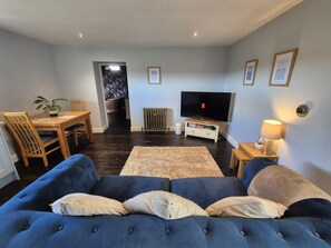 Living Room / Lounge