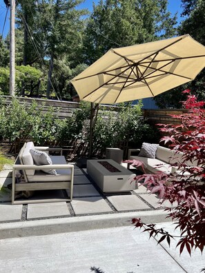 A relaxing spot to enjoy time with friends