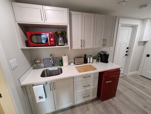 Kitchen with everything you need and more!