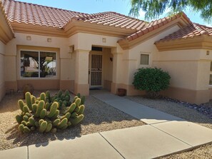 front view of this beautiful house in Sun City West