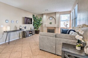 Living Room | 1st Floor | Central Air Conditioning/Heating | Fireplace
