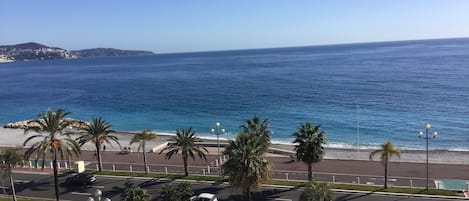 Vue sur la plage ou l’océan