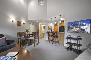 Living Room, Furniture, Indoors, Flooring, Floor