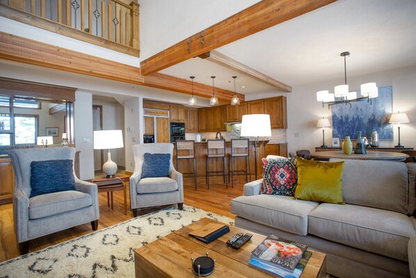 Living Room, Room, Indoors, Hardwood, Flooring