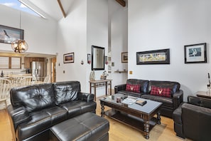 Living Room, Furniture, Indoors, Couch, Home Decor