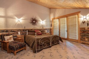 Furniture, Bedroom, Room, Indoors, Home Decor